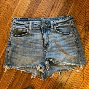 American Eagle Mom Short
